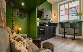 Little Jungle Atypique Nevers BY Primo Conciergerie
